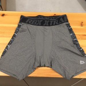 NWOT Men’s compression shorts